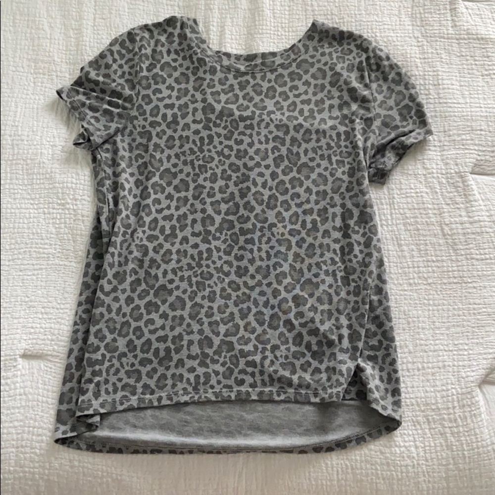 Grey Cheetah Print Tee